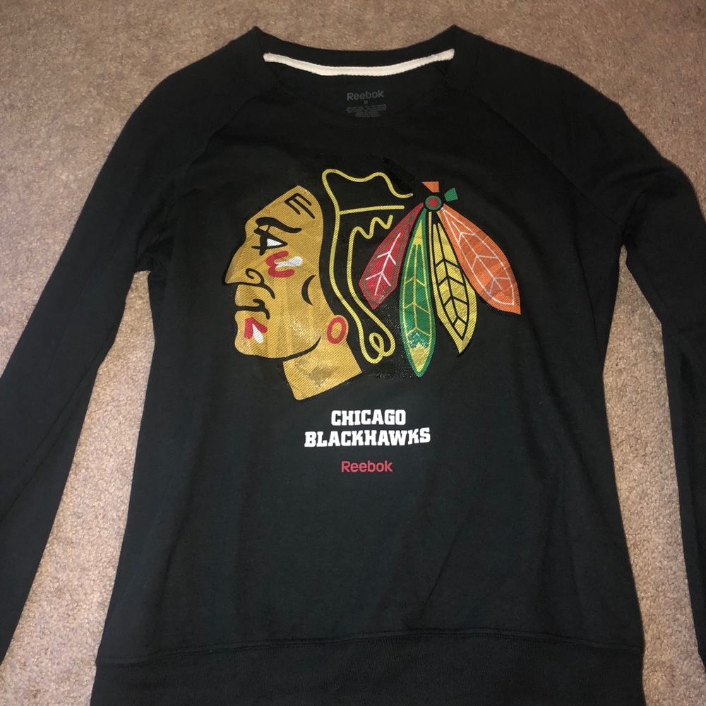 Really cute black hawks sweater!